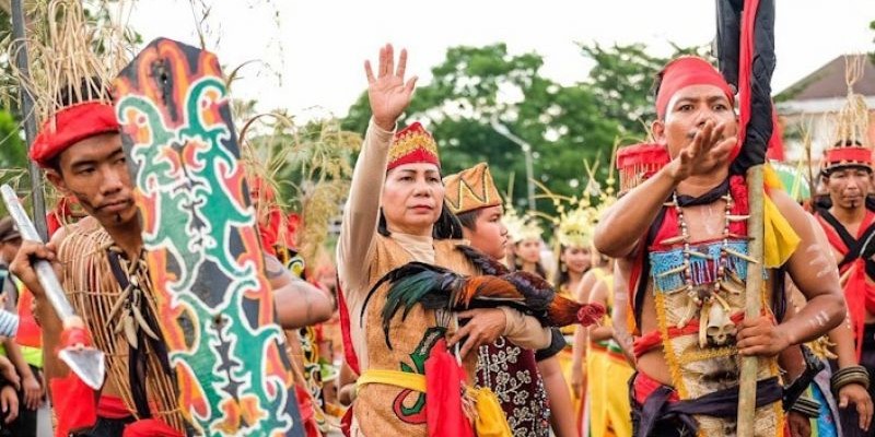 Uniknya Budaya Suku Dayak dalam  Festival Budaya Isen 