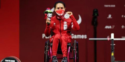 Kisah Ni Nengah Widiasih, Atlet Angkat Berat Peraih Emas di ASEAN Para Games 2022