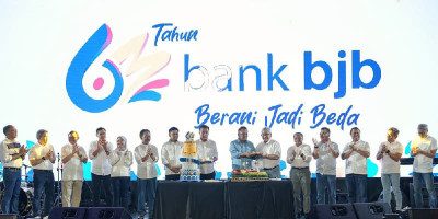 63 Tahun bank bjb #BeraniJadiBeda, Tegaskan Komitmen Pelayanan Terbaik dan Inovasi untuk Indonesia 