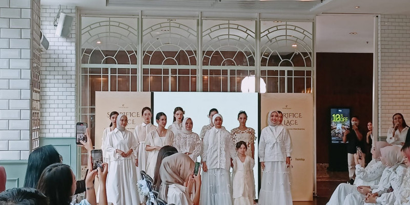 Trunk show koleksi Idul Adha Cotton in Lace di Hotel Veranda Jakarta (5/6)/FARAH