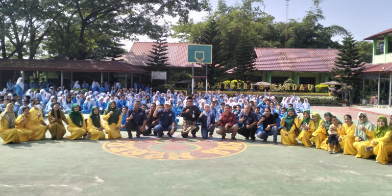 JMSI Riau Goes to School/Ist.