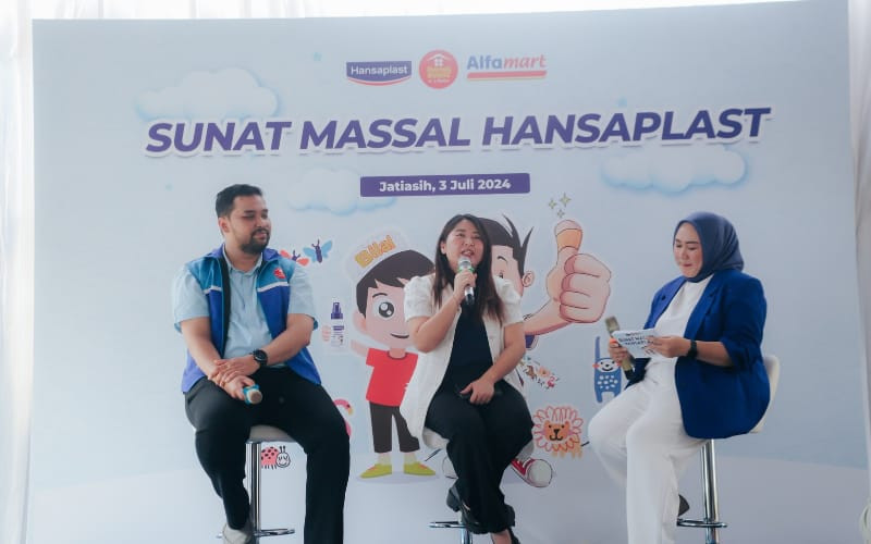 Acara Sunat Massal Hansaplast x Rumah Sunat dr. Mahdian (3/7) (FARAH)