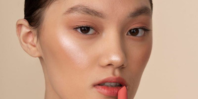 Warna Lipstik untuk Kulit Kuning Langsat: Tips untuk Tampil Lebih Cerah