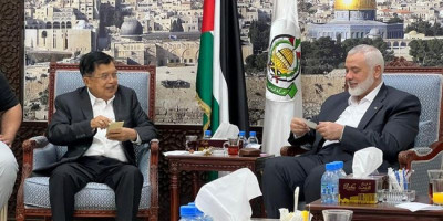 Temui Pemimpin Hamas Ismail Haniyeh, Jusuf Kalla Minta Perang di Gaza Segera Diakhiri