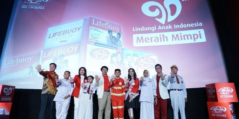 Peringatan 90 tahun Lifebuoy di Indonesia menghadirkan sosok pahlawan bangsa dan Dokter Kecil, si calon pahlawan masa depan. (FARAH/Rizqia)