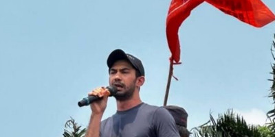 Reza Rahadian Pun Turun ke Jalan, “Ini Bukan Negara Milik Keluarga Tertentu!”