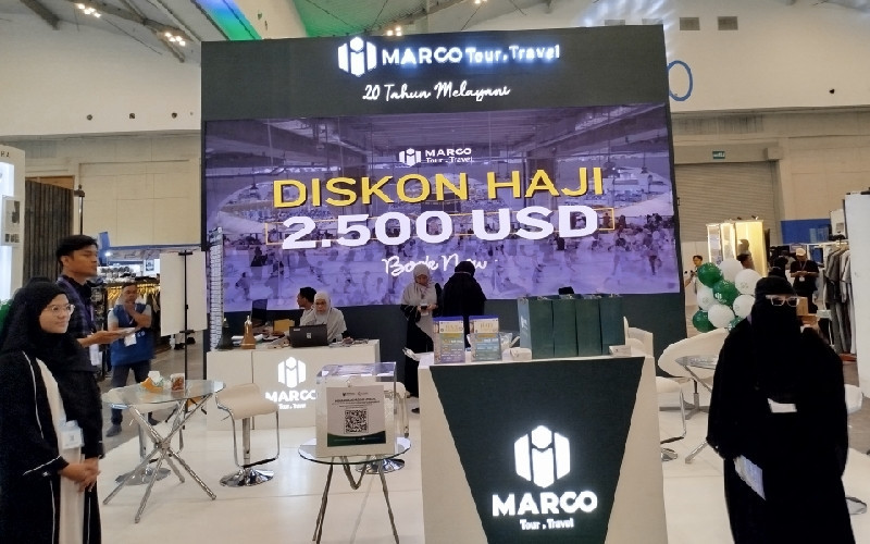 Booth Marco Tour & Travel di Muslim LifeFest 2024 (FARAH)