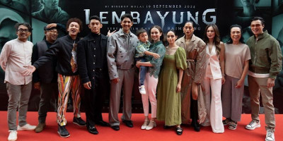 Film <i>Lembayung</i> Tayang di Bioskop, Hadirkan Arya Saloka Hingga Paula Verhoeven