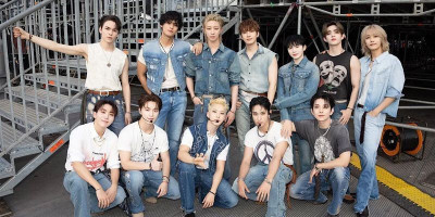 SEVENTEEN Siap Sapa Penggemar di Indonesia dalam 