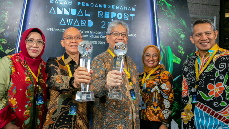 Annual Report Award 2023 untuk bank bjb dan bank bjb Syariah. (Ist)