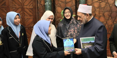 Din Syamsuddin Bertemu Syaikh Al-Azhar di Kairo: Persaudaraan Kemanusiaan Asas Peradaban Utama