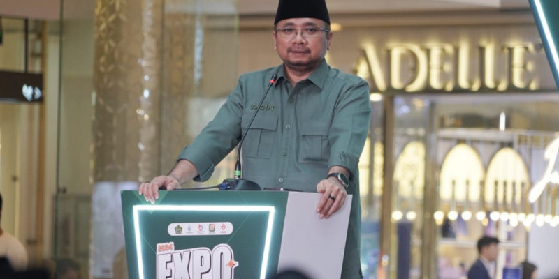 Menteri Agama Yaqut Cholil Qoumas saat menghadiri pembukaan Expo Kemandirian Pesantren (10/10) di Bandung. (Kemenag)