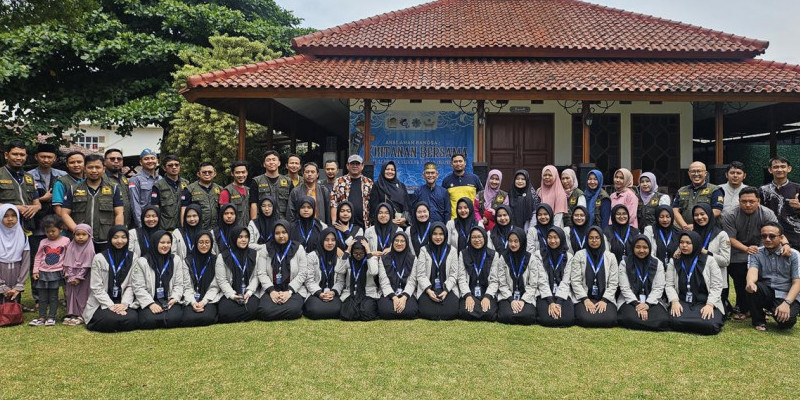 Acara khitanan massal sebagai bagian dari ALACAZAM 2024 (13/10) di SMA Pesantren Unggulan Albayan Putri Salabintana. (Ist)