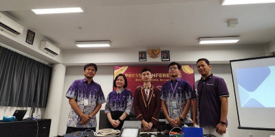 Lampu Tenaga Surya Karya Siswa Binus School