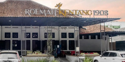 Roemah Kentang, Menikmati Lezatnya Masakan di Tengah Nuansa Horor