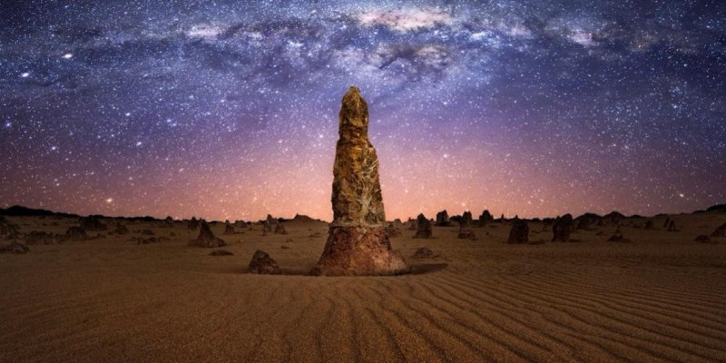 Langit malam di Pinnacle Desert Australia Barat. (Tourims WA)