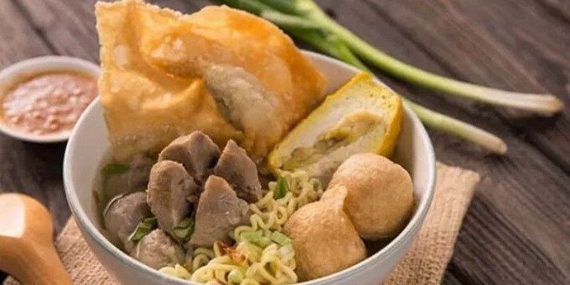 Varian isi bakso Malang yang menggoda selera. (Pinterest/@bosmeal)