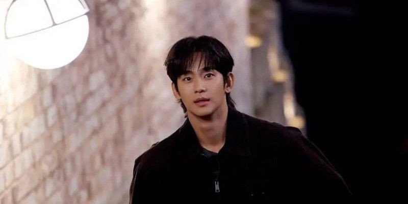 Aktor Korea Kim Soo Hyun (Tangkapan layar Good Day)