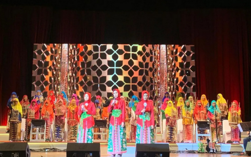 Ensemble Angklung Pesantren Tahfidz Difabel Bazis DKI Jakarta (19/3) di Taman Ismail Marzuki, Jakarta. (ANTARA)